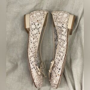 Stuart Weitzman Lace Flats size 7 1/2
